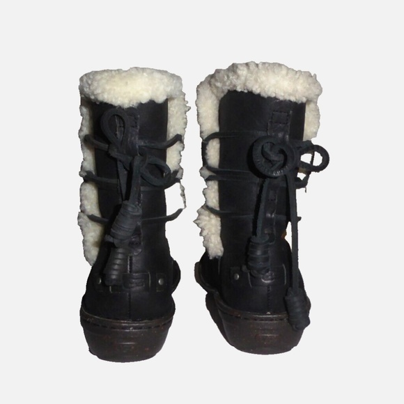 FINAL SALE 🎈UGG Akadia Black Leather Shearling Boots Size 6 NEW NO BOX * - Picture 5 of 16
